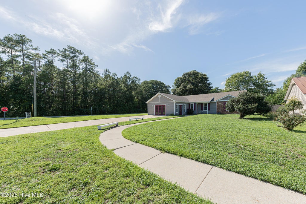 Photo of 2601 Idlebrook Circle, Midway Park, NC 28544 (MLS # 100594396)