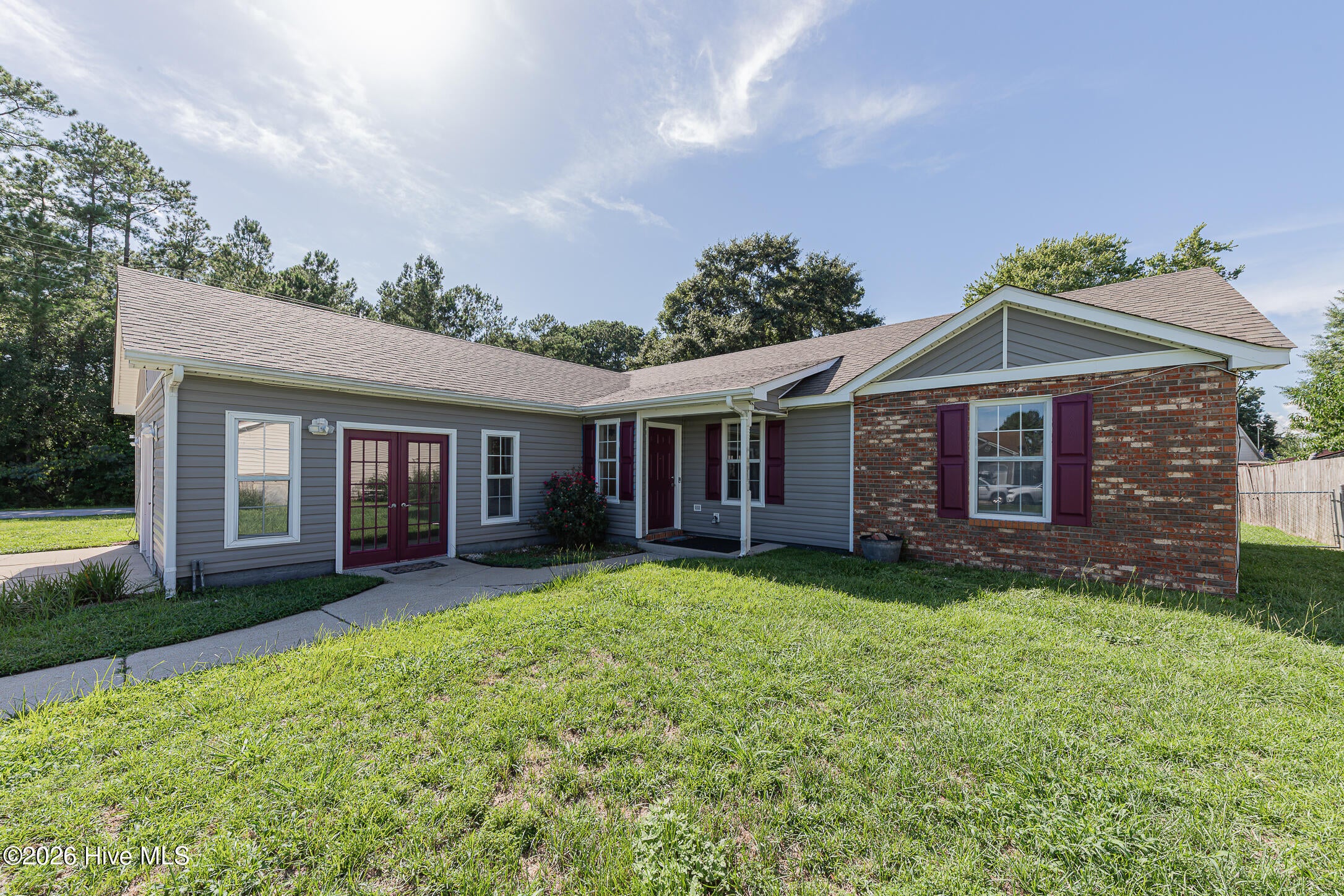 2601 Idlebrook Circle