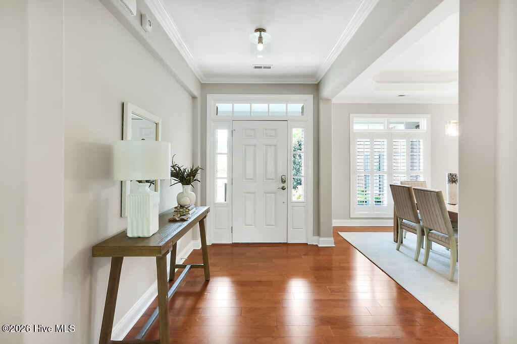 3012 Cobden Court