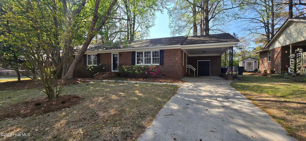 Photo of 209 Hardee Circle, Greenville, NC 27858 (MLS # 100554861)