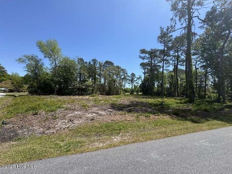 Vacant Land For Sale - 212 Lord Granville Drive<br/> Carteret County, Morehead City, NC 28557
