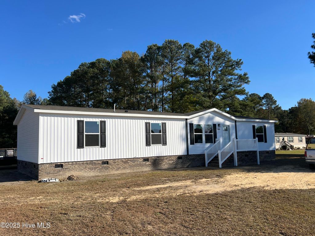Photo of 1381 Green Pasture Road, Rocky Mount, NC 27801 (MLS # 100542299)