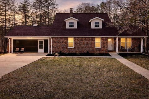 Homes For Sale - 30 Skyline Drive<br/> Murphy, NC 28906