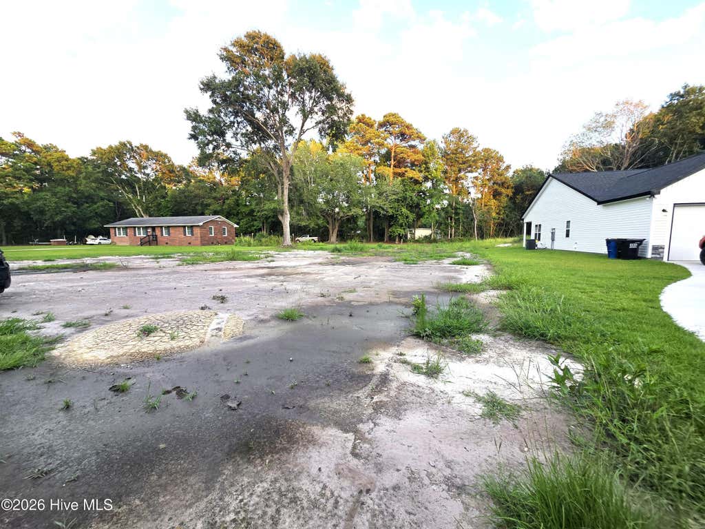 Photo of 1390 Old Folkstone Road, Sneads Ferry, NC 28460 (MLS # 100592825)
