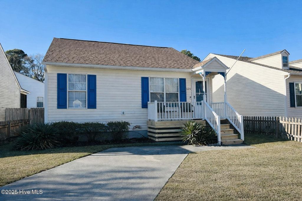 Photo of 626 Varsity Drive, Wilmington, NC 28403 (MLS # 100546702)