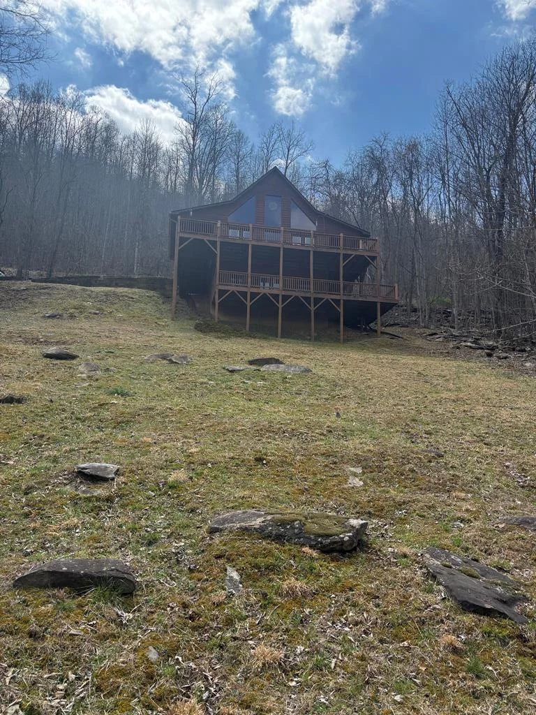 380 Buck Ridge Drive