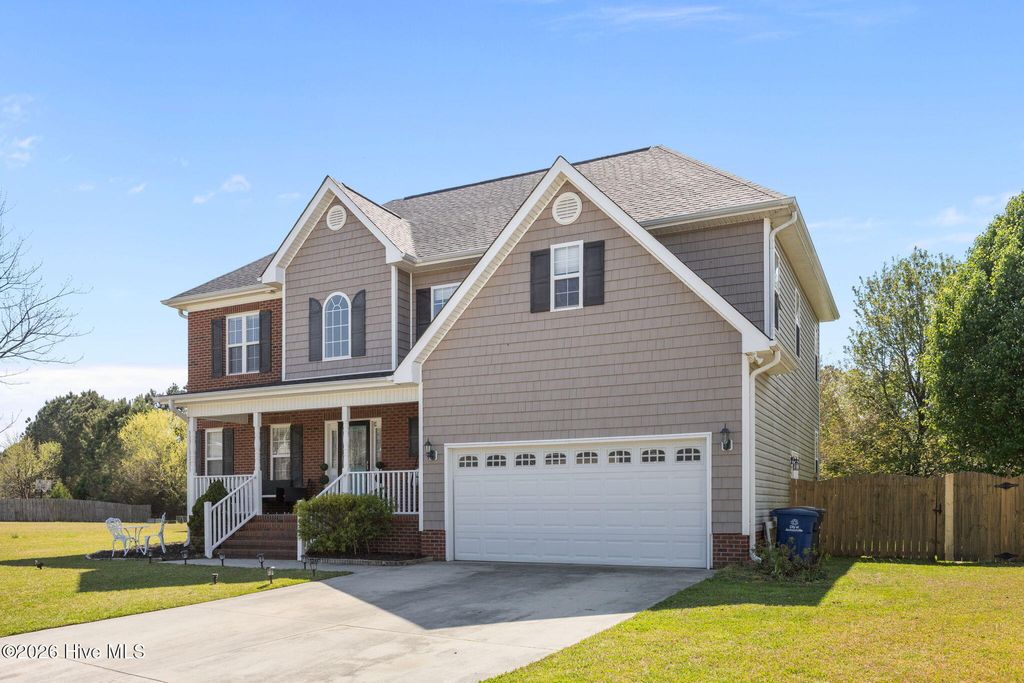 Photo of 104 Autumn Cove Court, Jacksonville, NC 28546 (MLS # 100564262)