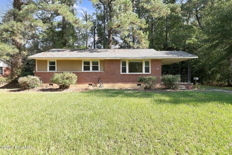 Photo of 125 Kitt Drive, Jacksonville, NC 28540 (MLS # 100611020)