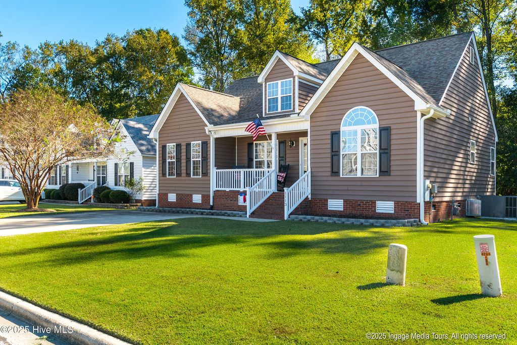 Photo of 1113 Sebring Drive, Winterville, NC 28590 (MLS # 100537374)