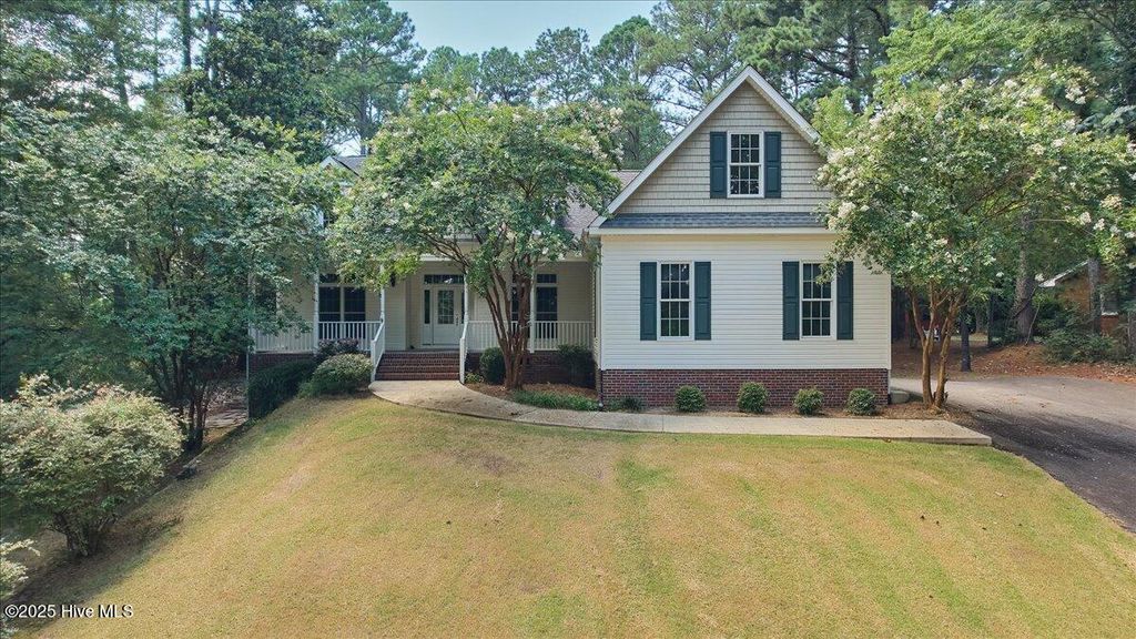 Photo of 177 Pine Ridge Drive, Whispering Pines, NC 28327 (MLS # 100511146)