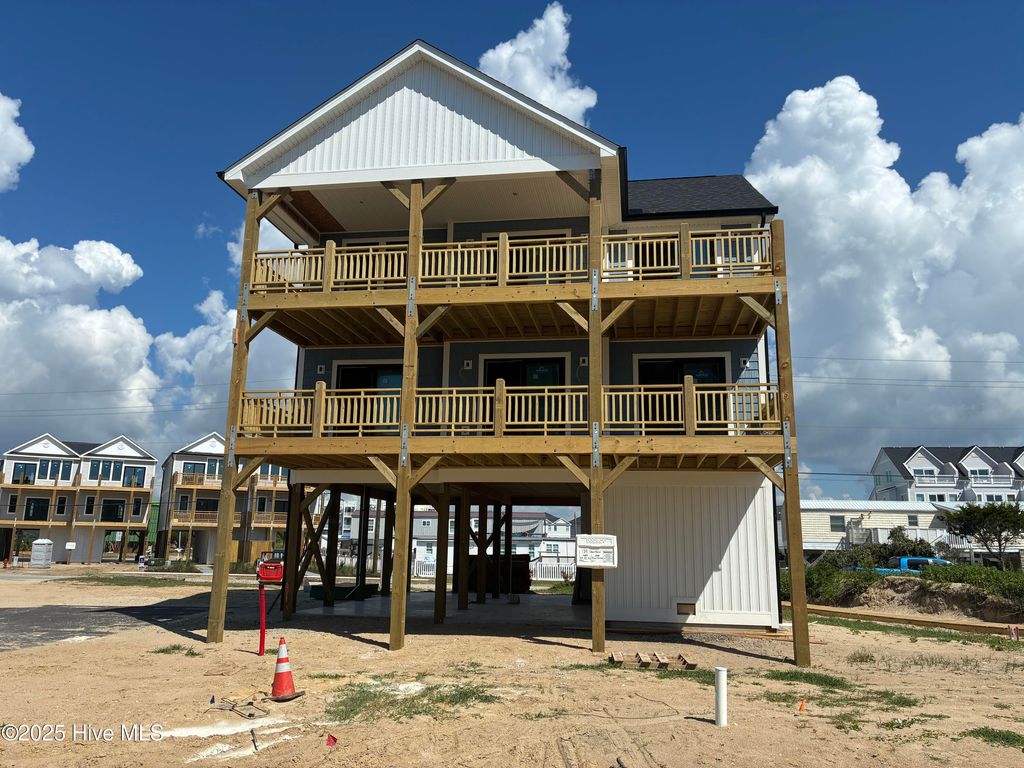 Photo of 739 Duneridge Court, Surf City, NC 28445 (MLS # 100517147)