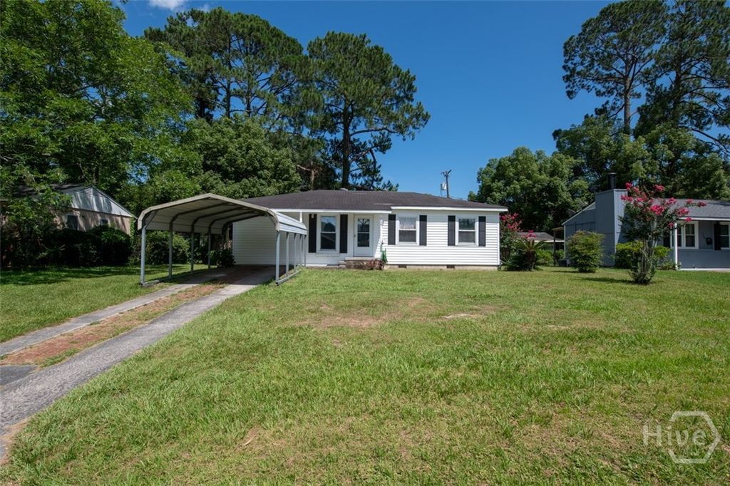 Photo of 328 Riverview Drive, Savannah, GA 31404 (MLS # SA347542)