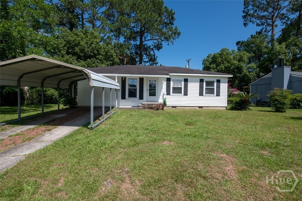 Photo of 328 Riverview Drive, Savannah, GA 31404 (MLS # SA347542)