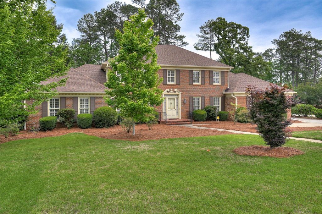 Photo of 730 Ravenel Road, Augusta, GA 30909 (MLS # 555450)
