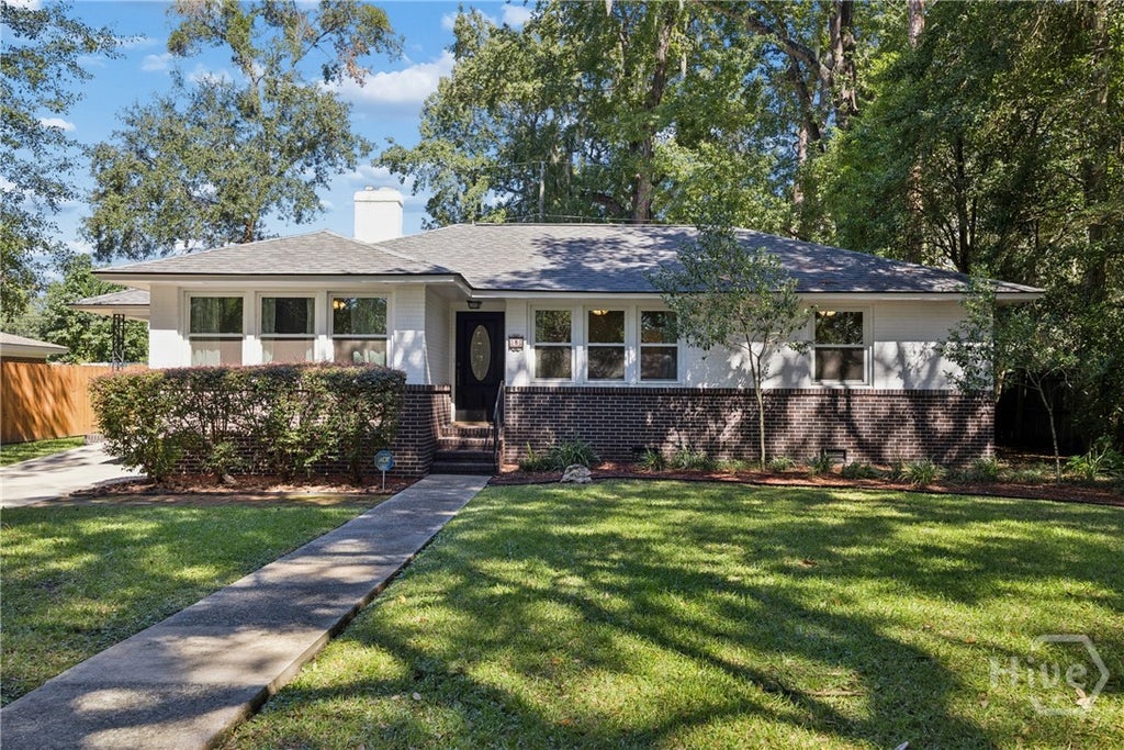 Photo of 8 Dyches Drive, Savannah, GA 31406 (MLS # SA366364)