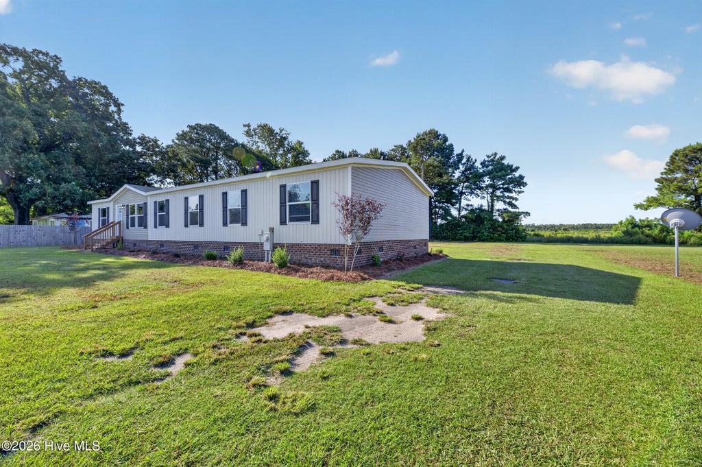Photo of 1978 E Hanrahan Road, Ayden, NC 28513 (MLS # 100604310)