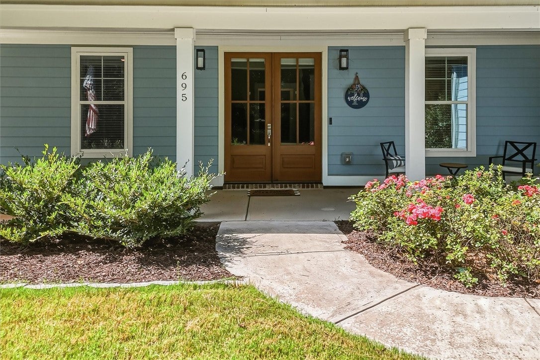 695 Parkview Drive