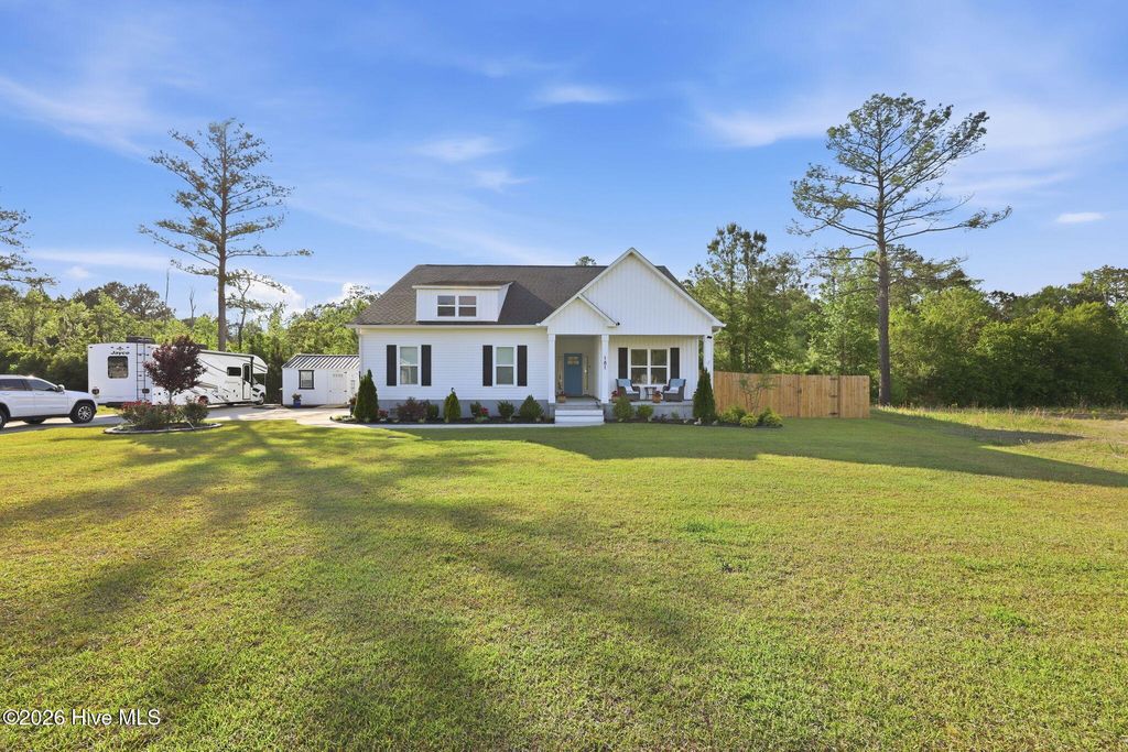 Photo of 181 Finch Lane, New Bern, NC (MLS # 100572878)
