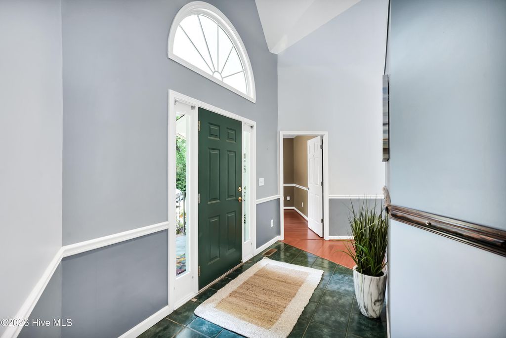 Photo of 7004 Poplar Knoll Court, Wilmington, NC 28409 (MLS # 100573123)