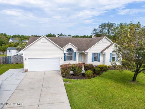 Tiny photo for 104 Sidney Lane, Jacksonville, NC 28540 (MLS # 100605751)
