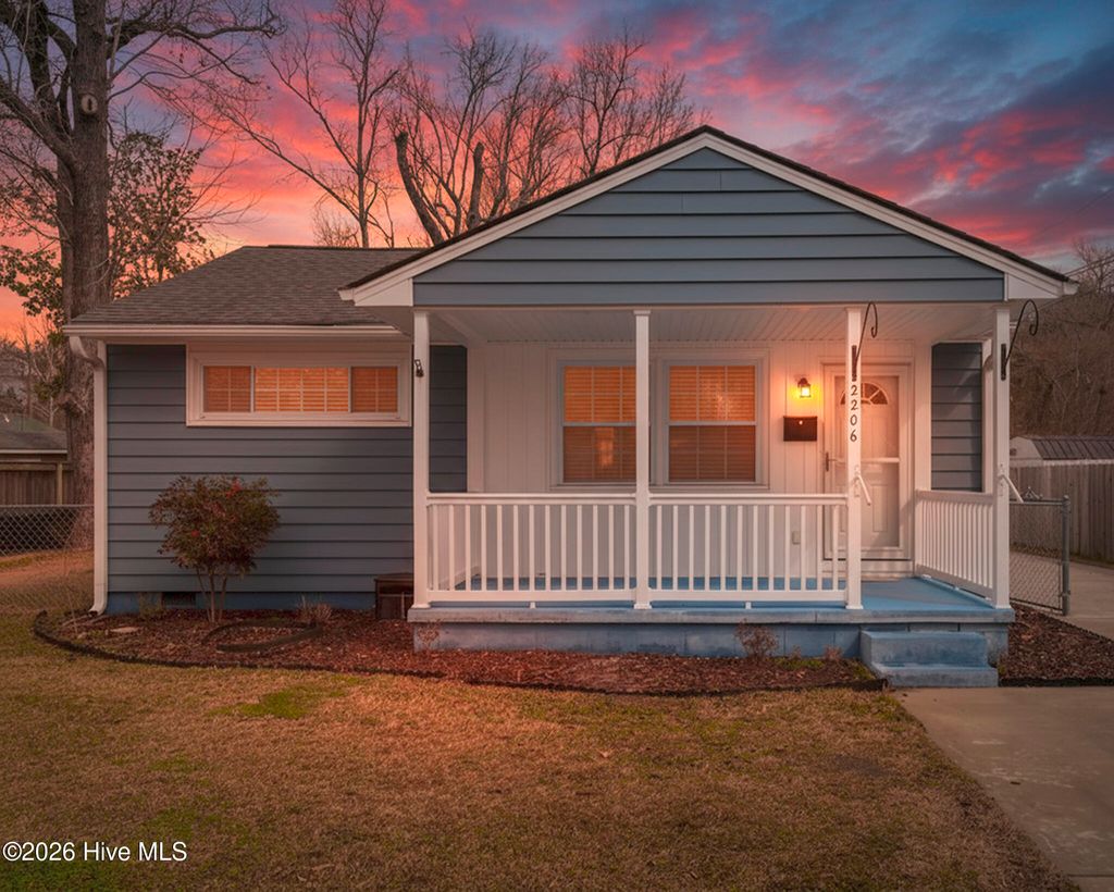 Photo of 2206 High School Drive, New Bern, NC 28560 (MLS # 100557153)