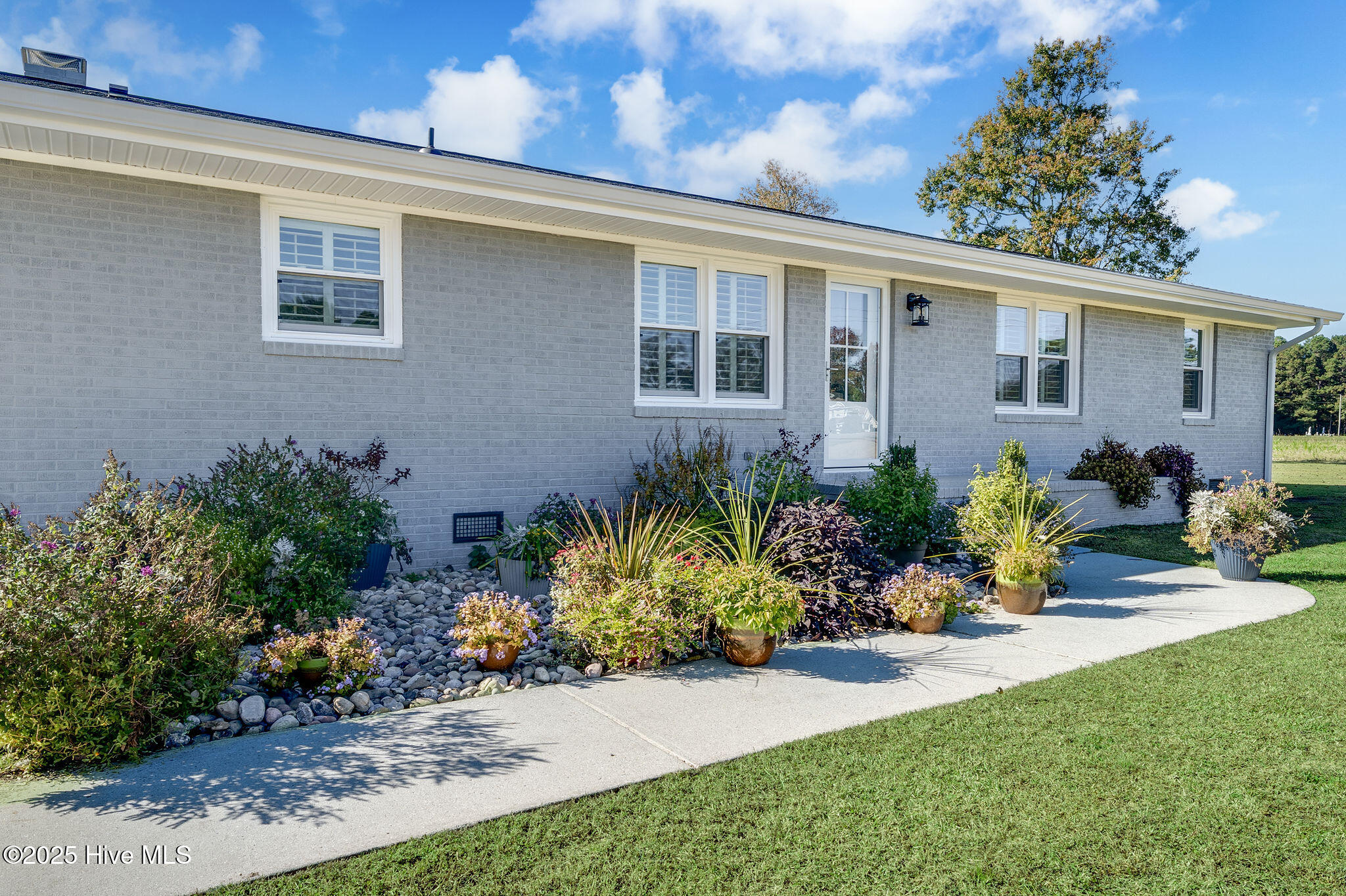 1505 Us Hwy 117 Bypass S