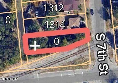 Tiny photo for 1316 S 7th Street, Wilmington, NC 28401 (MLS # 100555395)