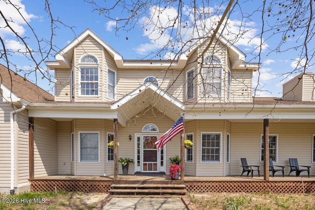 Photo of 2705 Nc 211 Hwy, Eagle Springs, NC 27242 (MLS # 100562944)