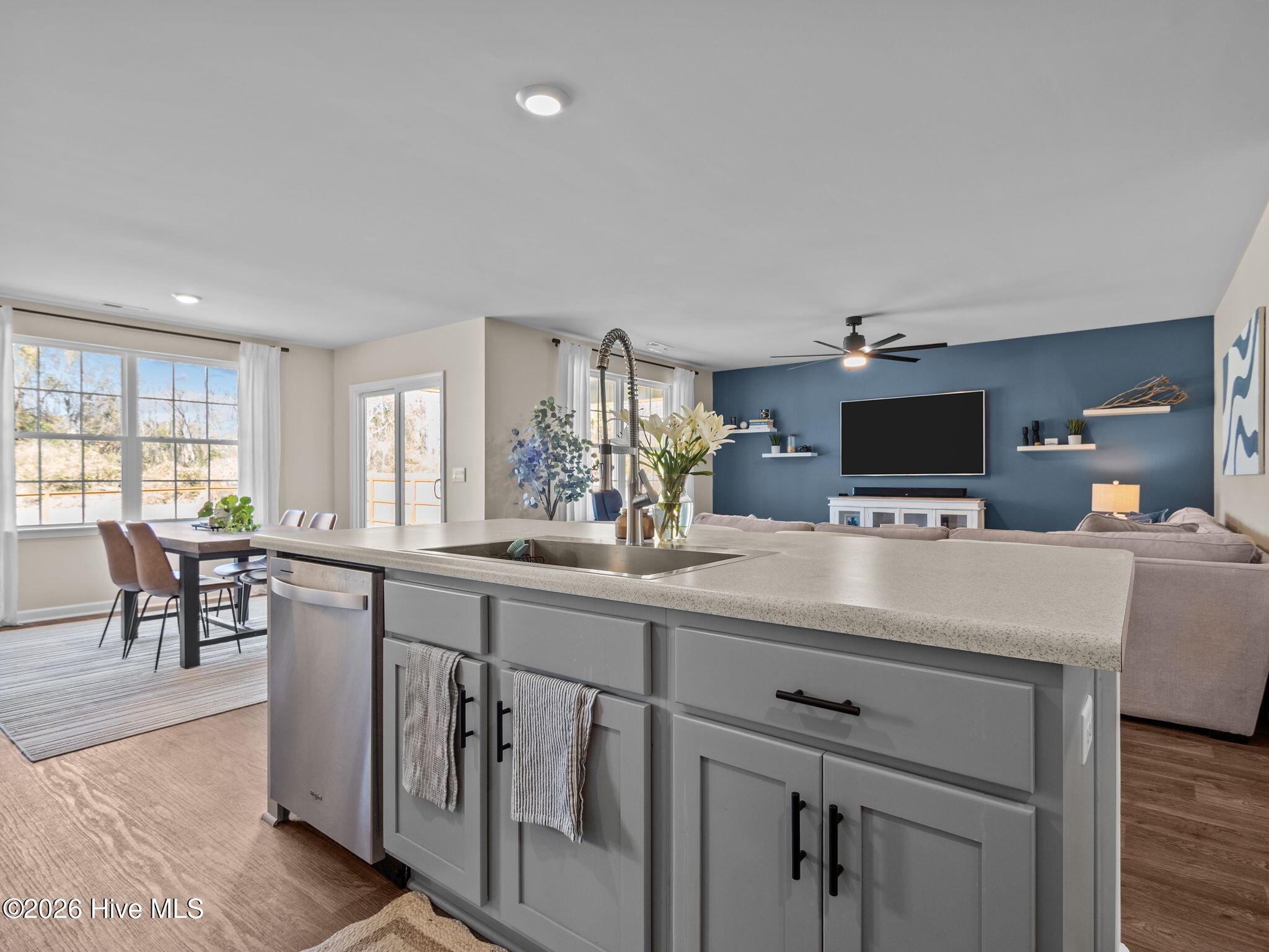 148 Bur Oaks Boulevard