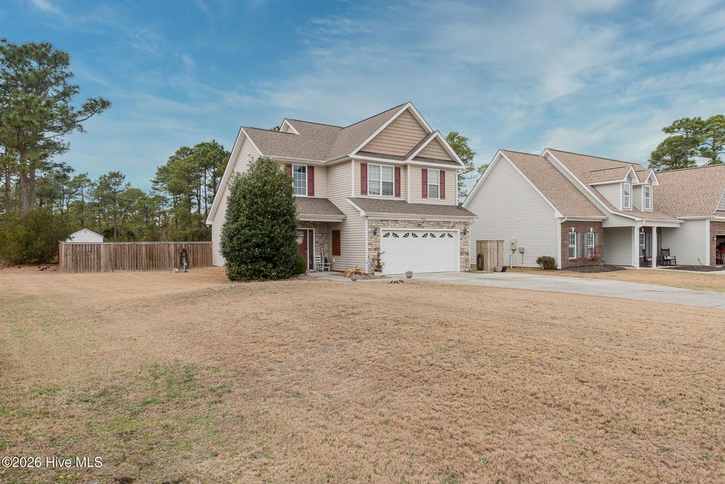 Photo of 273 Inverness Drive, Hubert, NC 28539 (MLS # 100556054)