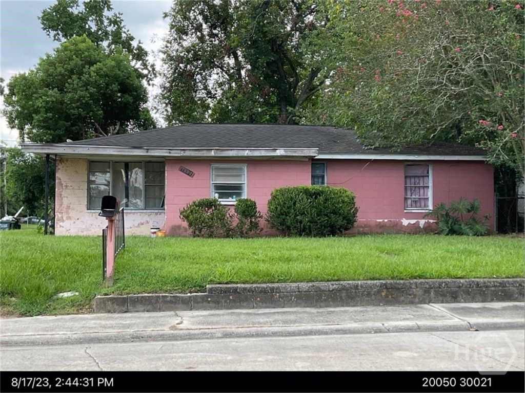 Photo of 1002 Lynah Street, Savannah, GA 31415 (MLS # SA345668)