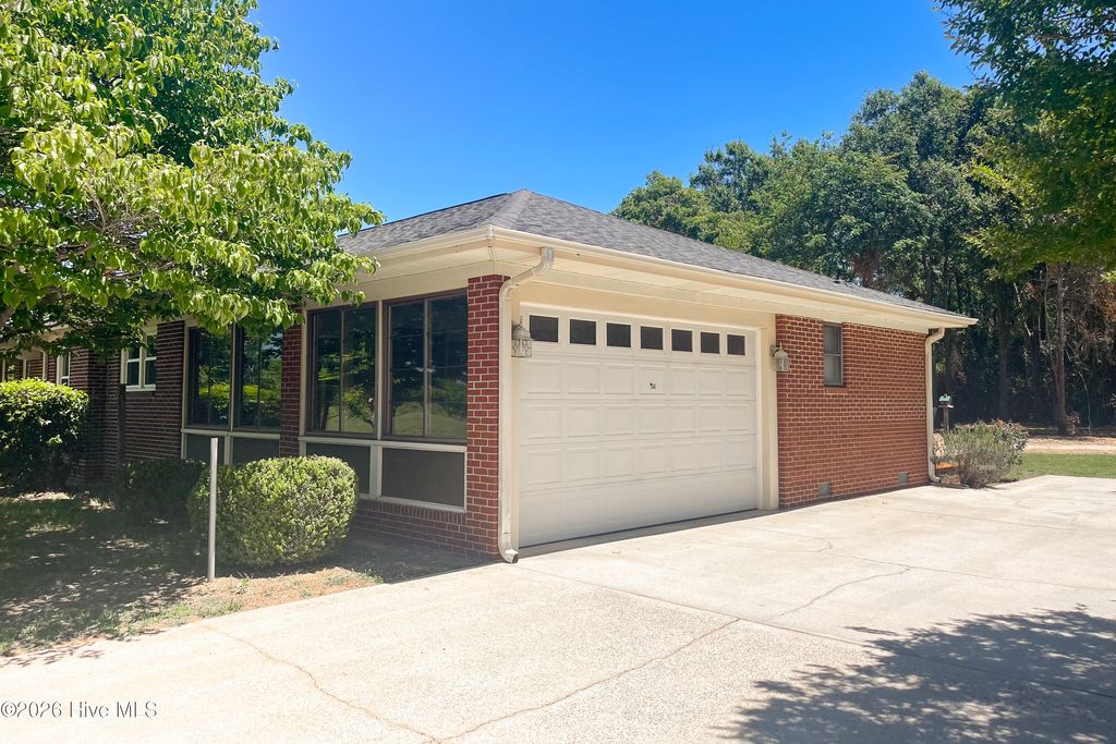 Photo of 4855 Edgefield Road, Trenton, SC 29847 (MLS # 100574307)
