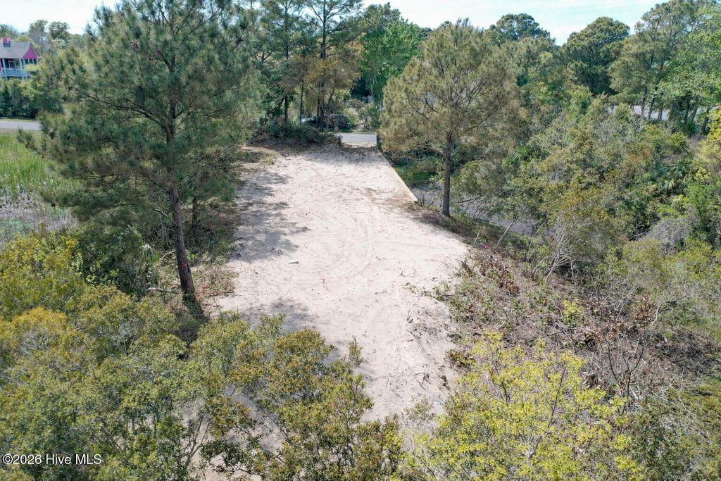 Photo of 210 Shipwreck Lane, Emerald Isle, NC 28594 (MLS # 100538009)