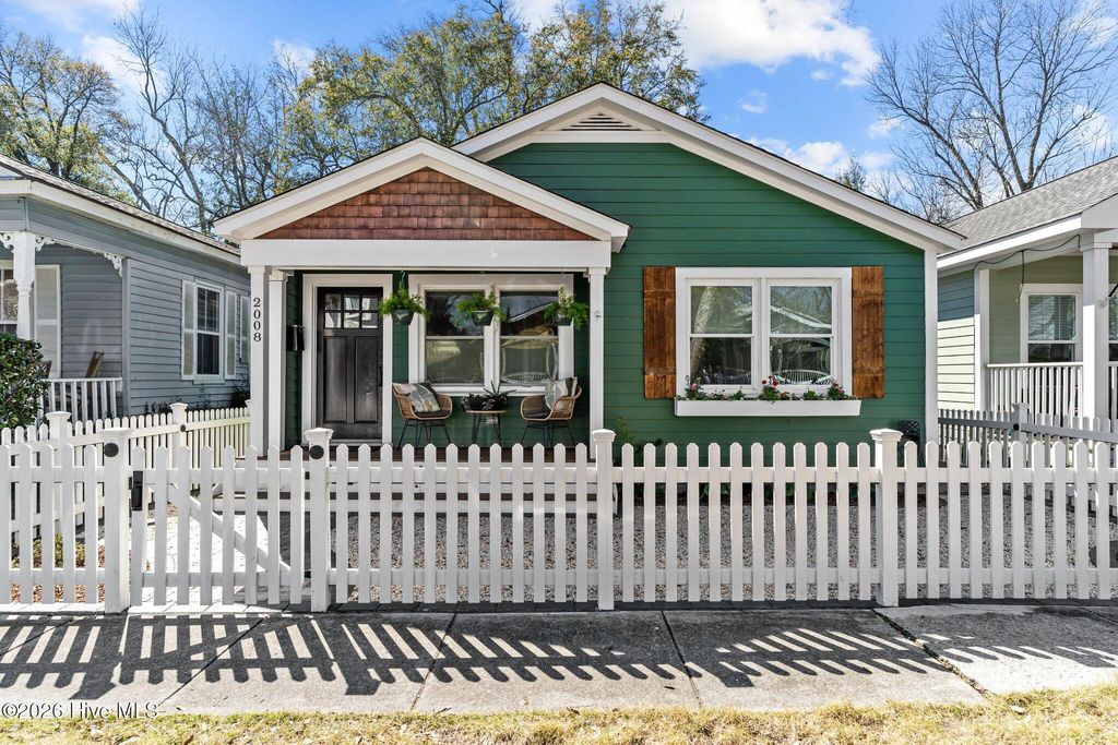 Photo of 2008 Wolcott Avenue, Wilmington, NC 28403 (MLS # 100557813)