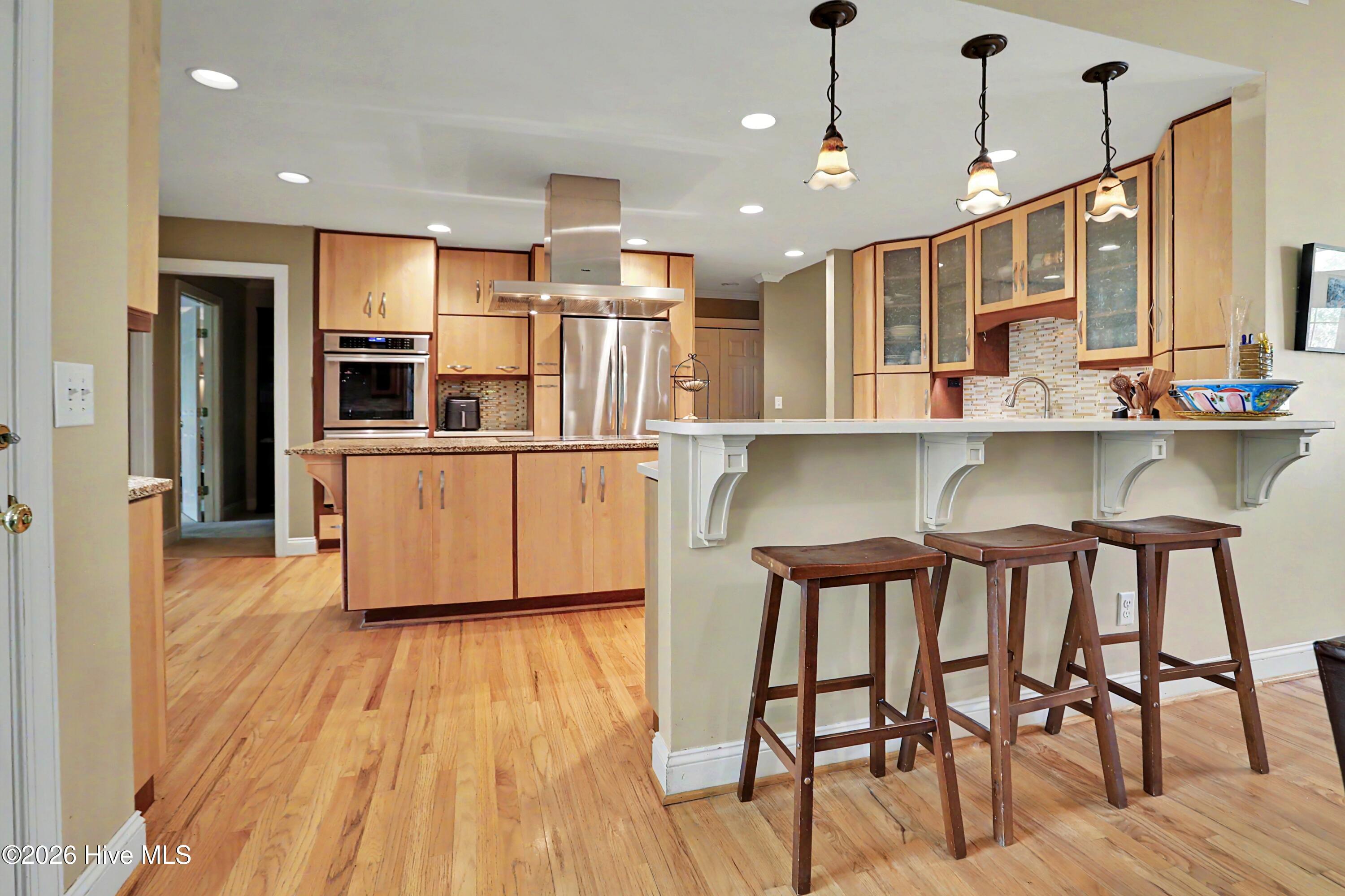4127 Cape Landing Road