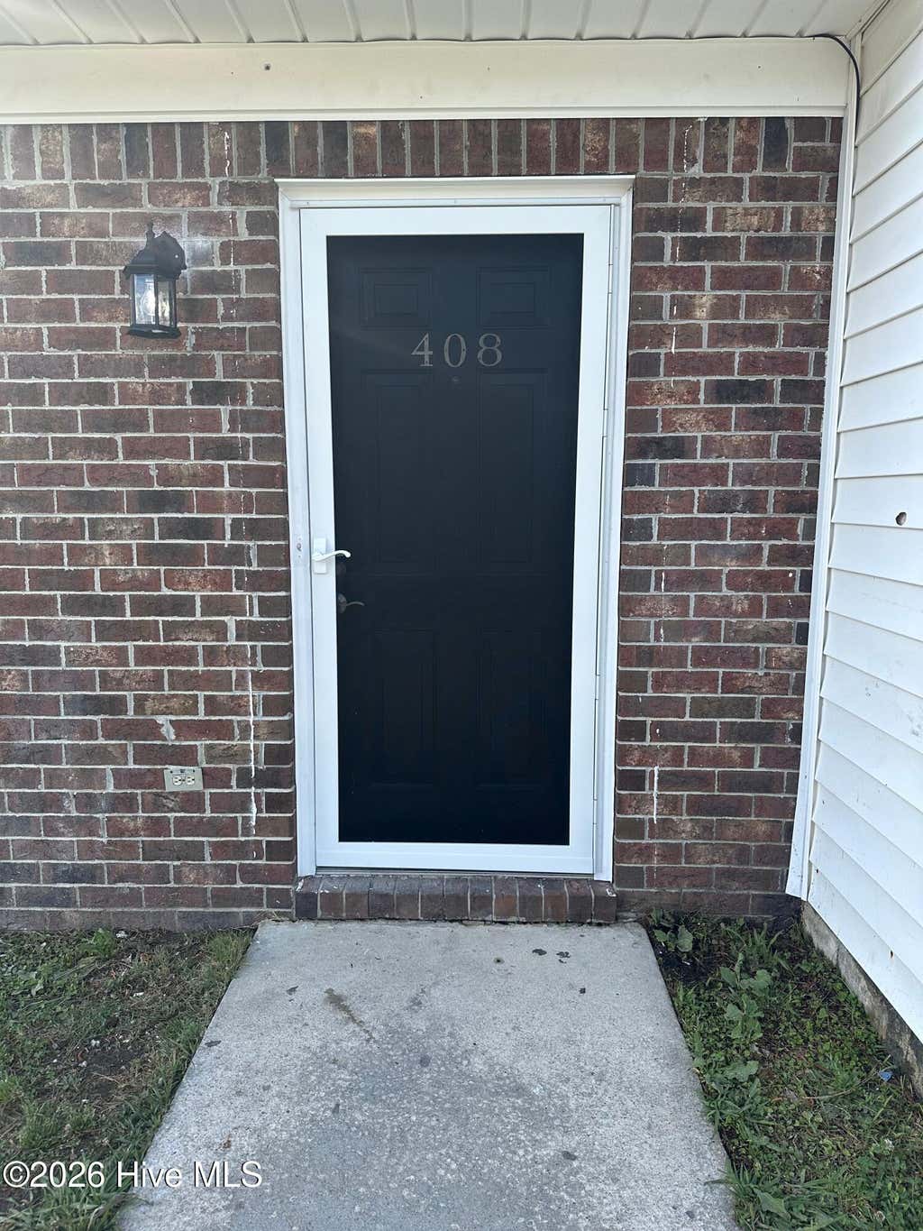 Photo of 408 Myrtlewood Circle, Jacksonville, NC 28546 (MLS # 100593764)