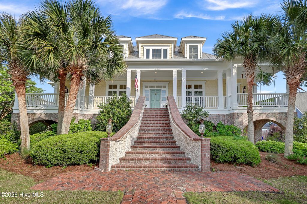 Photo of 1922 Masons Bluff Court, Wilmington, NC 28411 (MLS # 100569484)