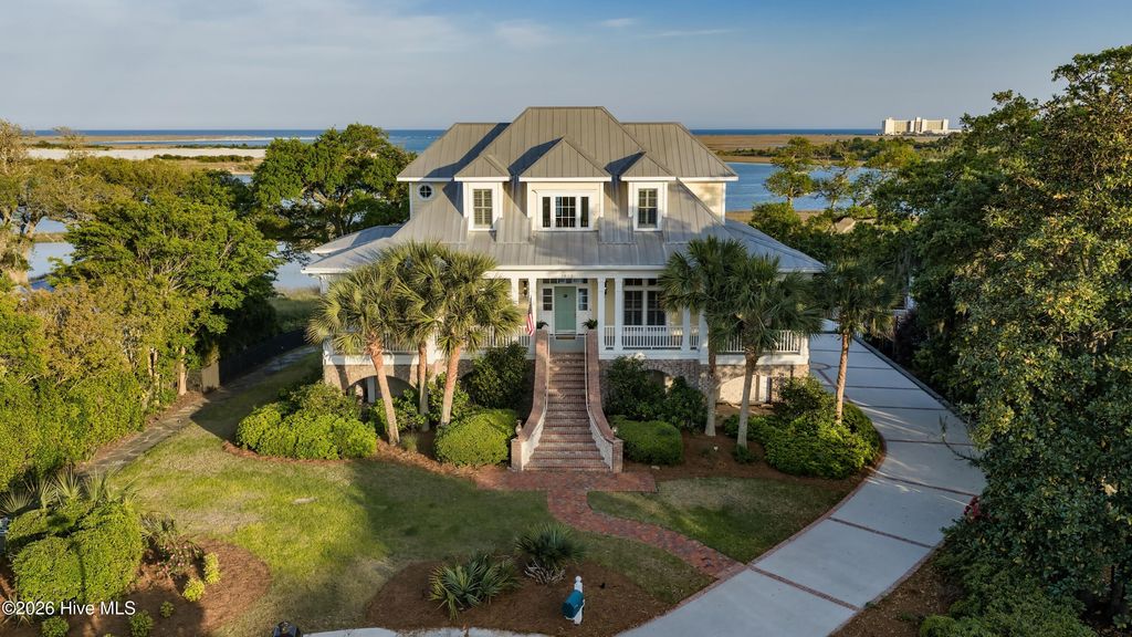 Photo of 1922 Masons Bluff Court, Wilmington, NC 28411 (MLS # 100569484)