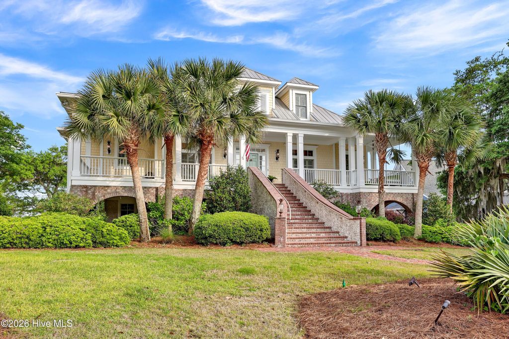 Photo of 1922 Masons Bluff Court, Wilmington, NC 28411 (MLS # 100569484)