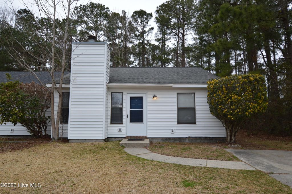 Photo of 1051 Spring Villa Drive, Jacksonville, NC 28540 (MLS # 100547822)