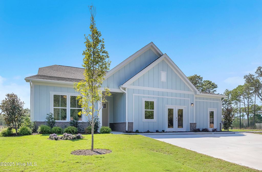 Photo of 131 Stuart Avenue, Southport, NC 28461 (MLS # 100533746)