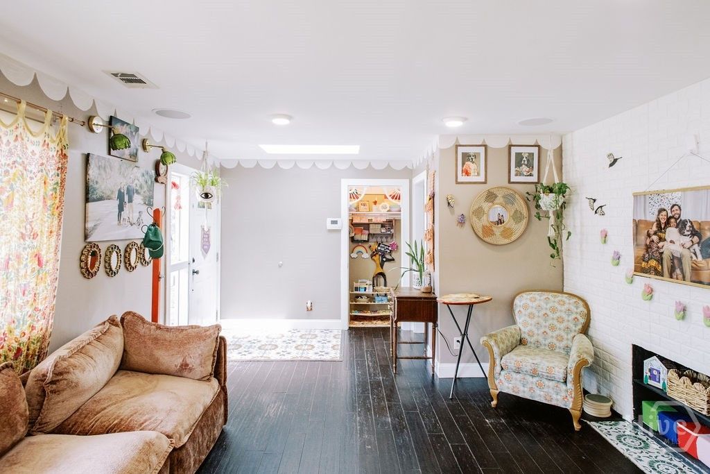 Photo of 303 La Fayette Circle, Savannah, GA 31405 (MLS # SA356327)
