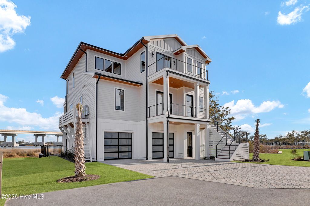 Photo of 113 Diamond Pt Court, Surf City, NC 28445 (MLS # 100556414)