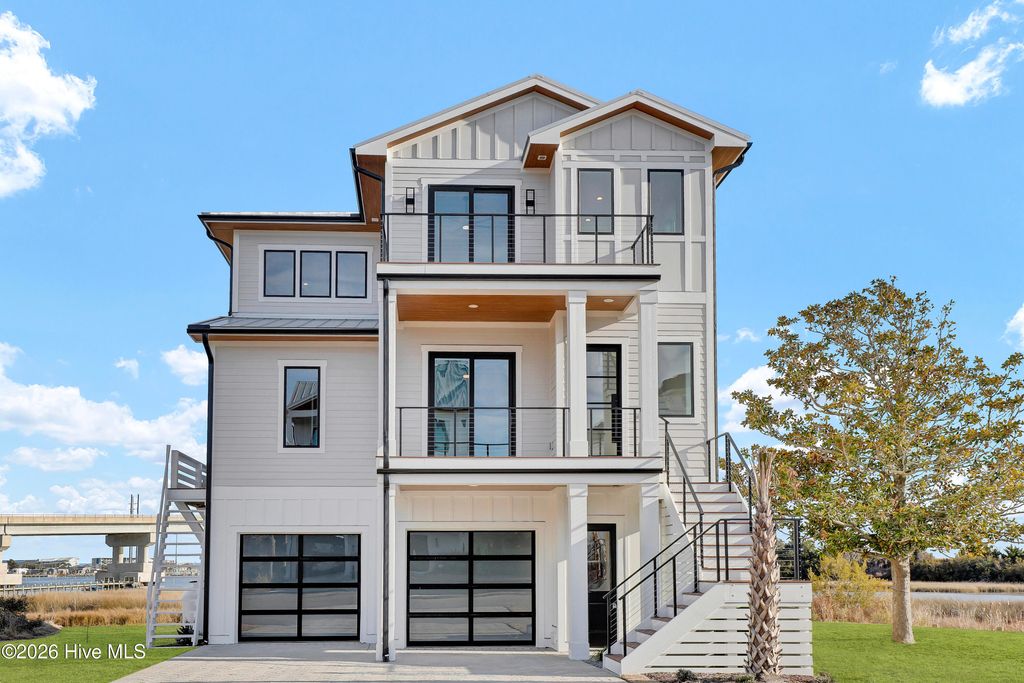 Photo of 113 Diamond Pt Court, Surf City, NC 28445 (MLS # 100556414)