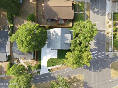 Tiny photo for 2009 Adams Street, Wilmington, NC 28401 (MLS # 100587475)