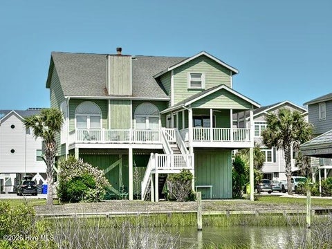 Homes For Sale - 33 Isle Plaza<br/> Ocean Isle Beach, NC 28469
