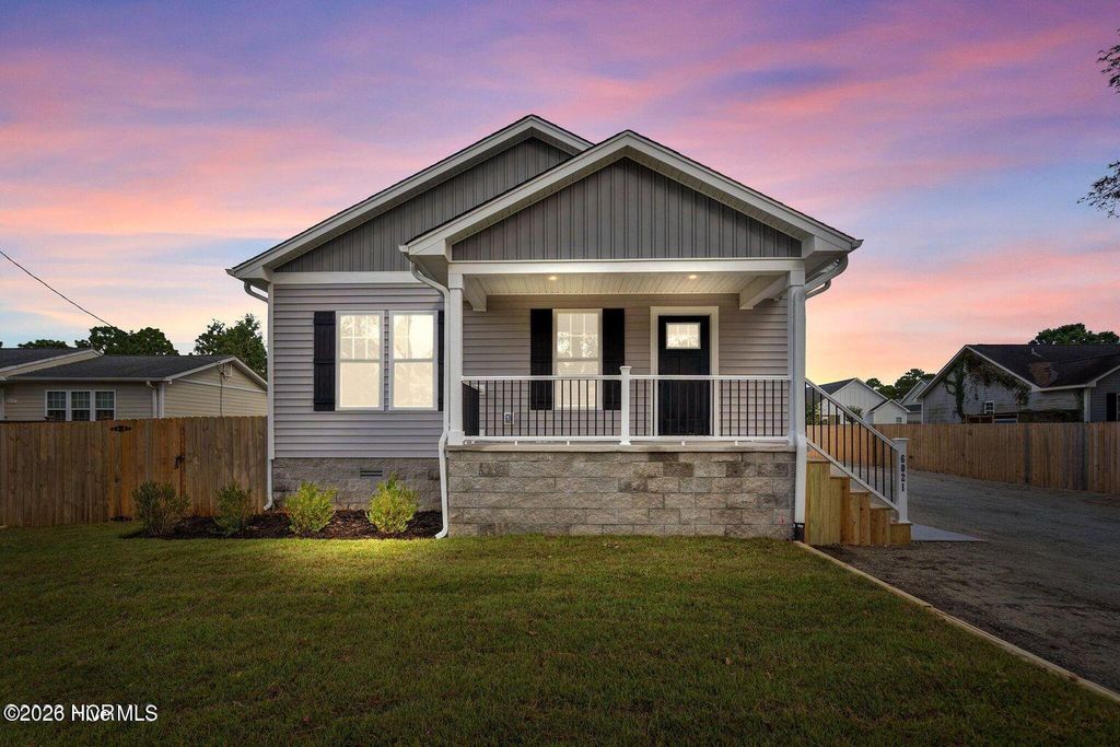 Photo of 6021 Shiloh Drive, Wilmington, NC 28409 (MLS # 100548399)