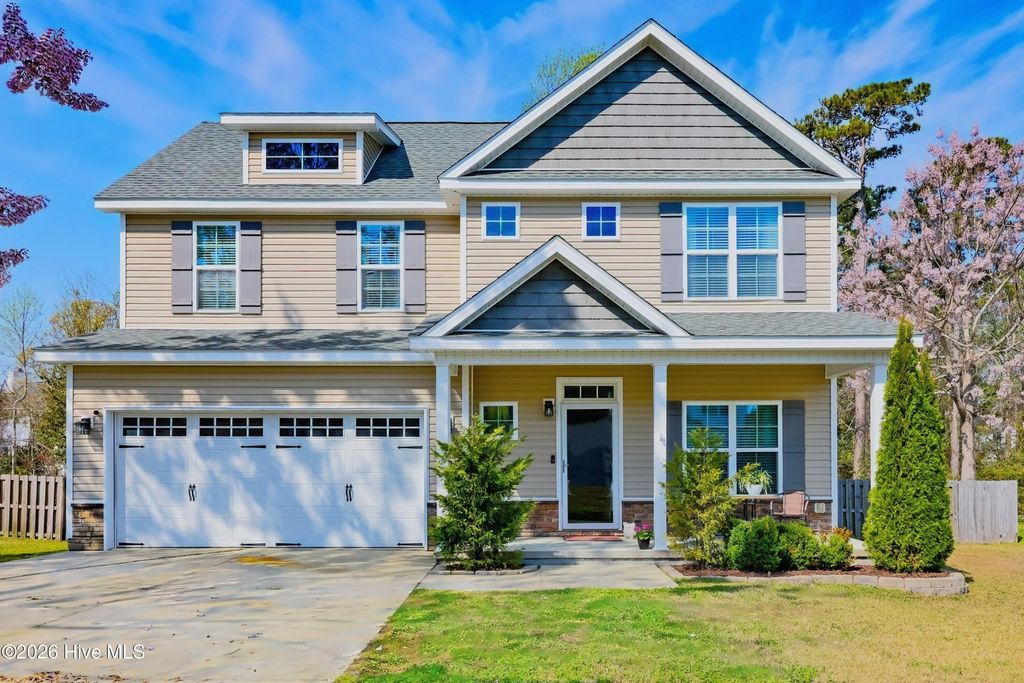 Photo of 1007 Meridian Drive, Sneads Ferry, NC 28460 (MLS # 100562922)