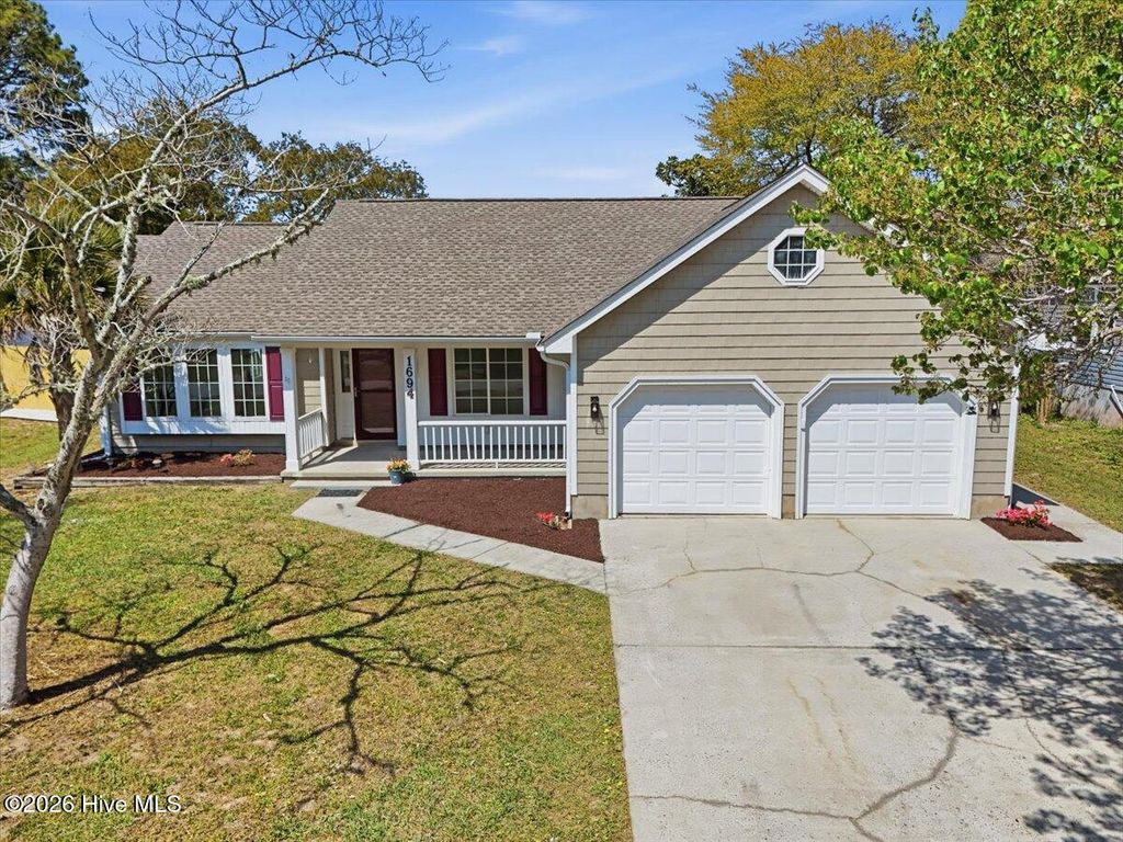 Photo of 1694 Lake Tree Drive SW, Ocean Isle Beach, NC 28469 (MLS # 100564620)