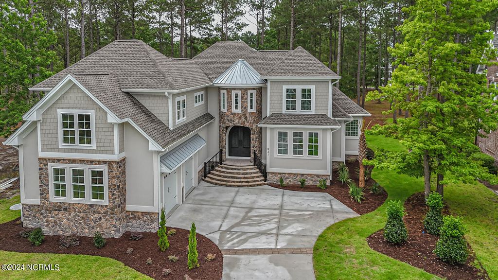 Photo of 521 Lindgrove Place SW, Ocean Isle Beach, NC 28469 (MLS # 100518368)